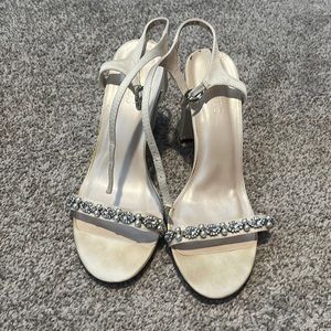 David’s bridal wedding heels